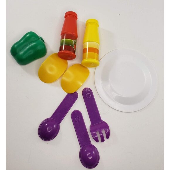 Amloid Pretend Food Toy Kitchen Set Plate Fork & Spoon Ketchup Mustard Bottles - Picture 5 of 6